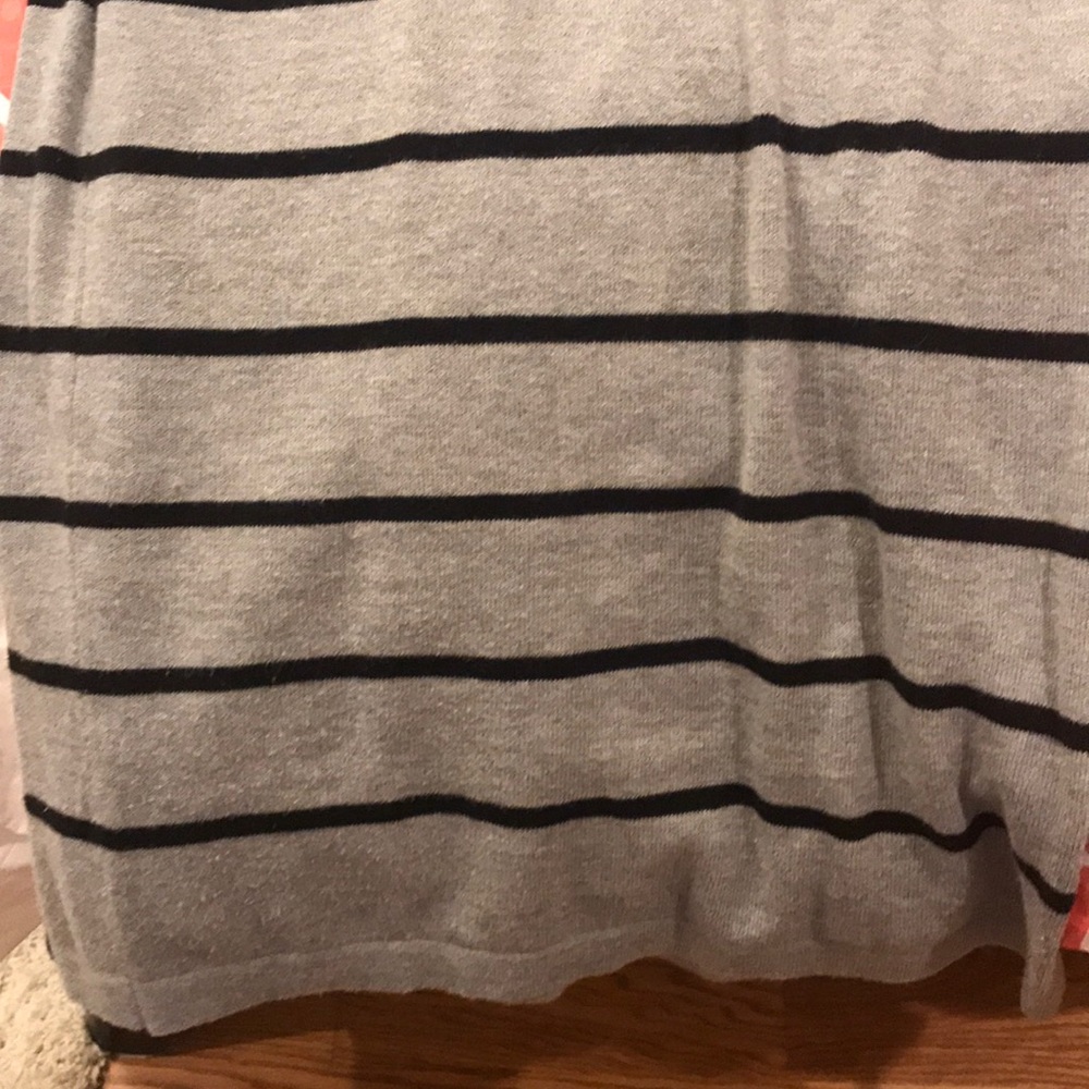 Sweater - Picture 2 of 5